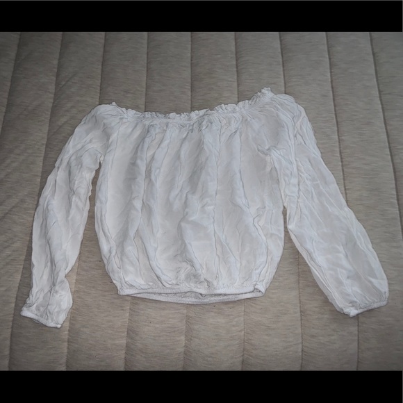 white off the shoulder top - Picture 3 of 5